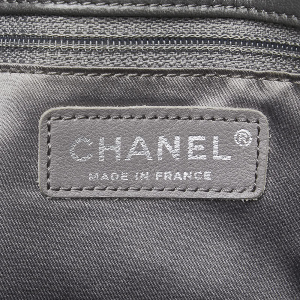 Chanel Matelasse Tote Bag Handbag Black Gray Vinyl Tweed Women's CHANEL - Picture 7 of 11
